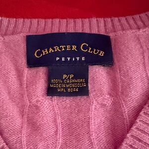 Charter Club 100% cashmere Women's Soft Pink V-Neck Sweater. Lilac.